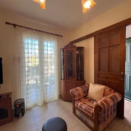Holiday home Aris House Kalamitsi (Lefkada)